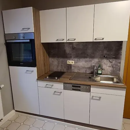 Schoenes Doppelzimmer Mit Kueche Und Badezimmer Elgersburg Buitenkant foto