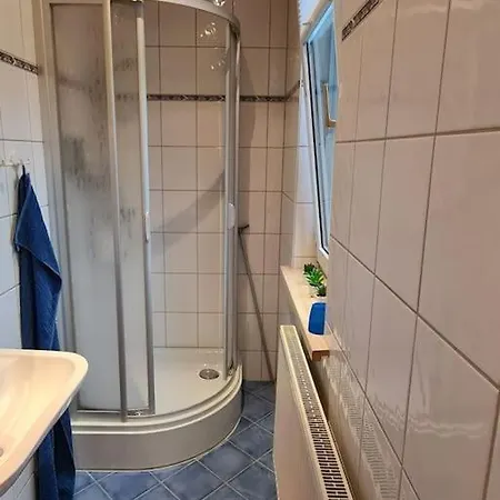 Schoenes Doppelzimmer Mit Kueche Und Badezimmer Elgersburg Buitenkant foto
