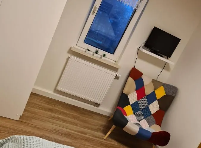 Schoenes Doppelzimmer Mit Kueche Und Badezimmer